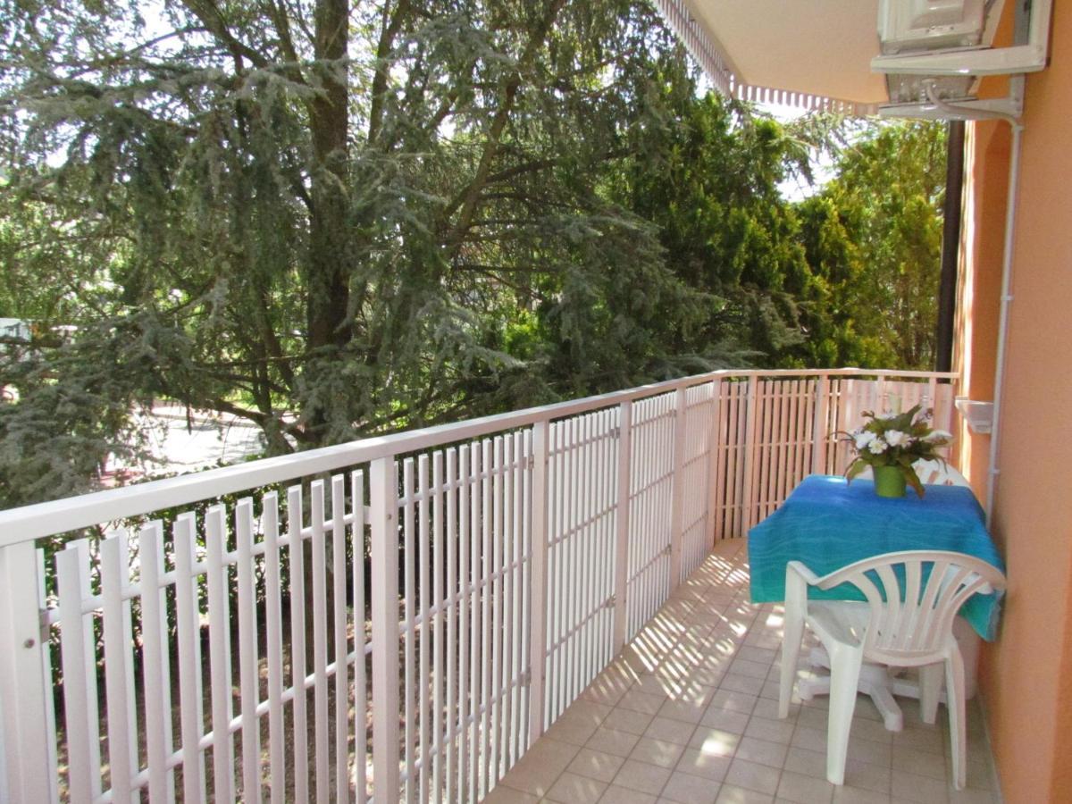 Lido Dei Pini Near And Shopping Street Apartment *